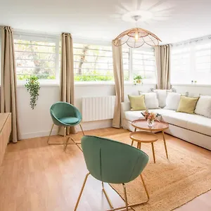 cosy-7-bedrooms-with-3-bathrooms-le-marais.fr-paris.fr/